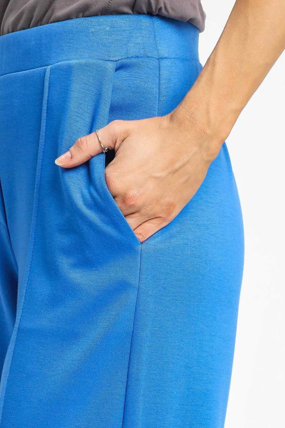 Elevated Waist Flowing Leg Pants
